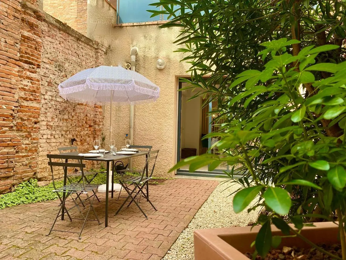 Ferienwohnung L'Improbable Rendez-Vous Montauban Frankreich